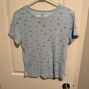 Pink Republic Light Blue Floral Short Sleeve Tee